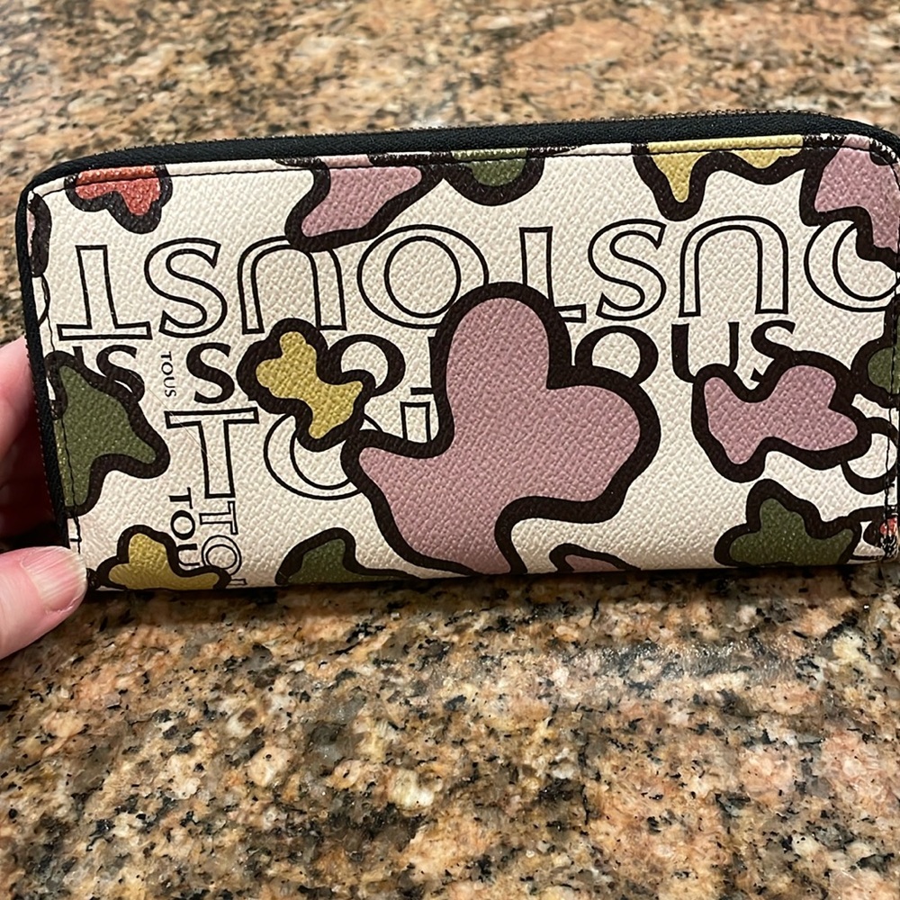 Tous Double Zip Wallet - Bears design - great colours & pattern